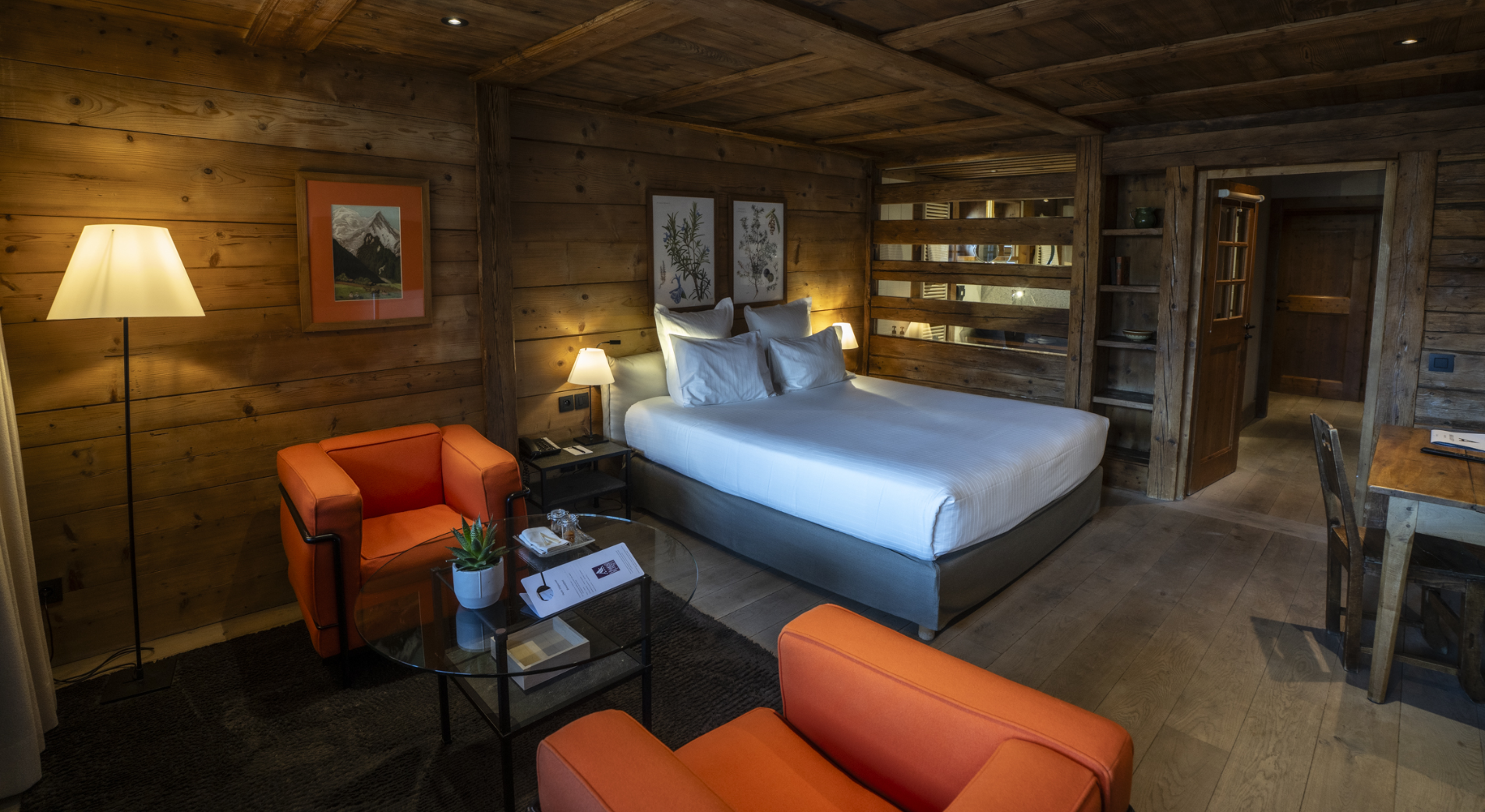 chambre-luxe-avec-cheminée-ferme-2
