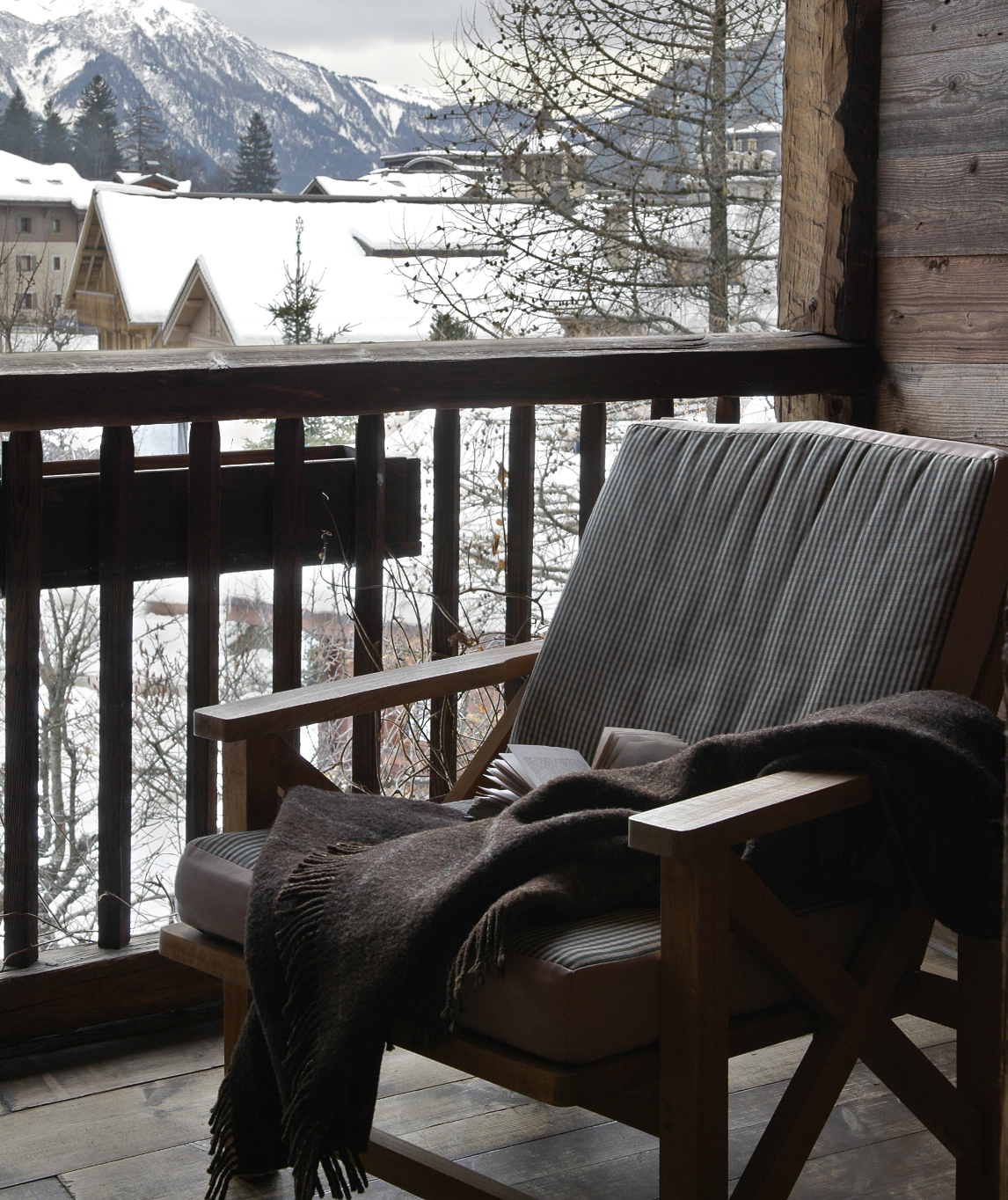 chambre-luxe-avec-cheminée-ferme-8