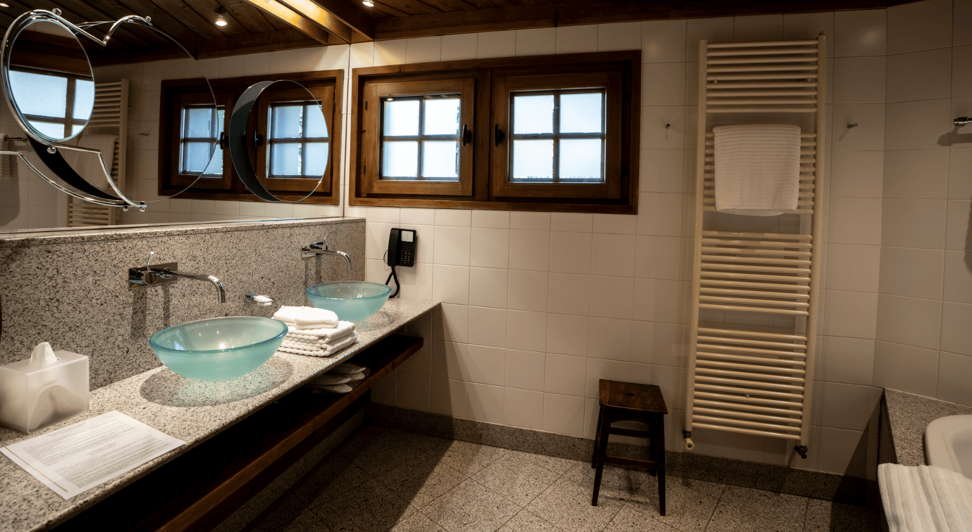 Salle de bain de la chambre prestige à la Ferme